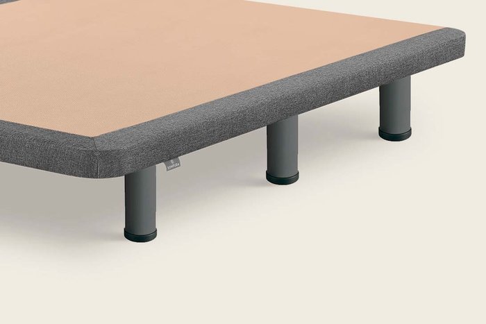 6 cylindrical metal legs
